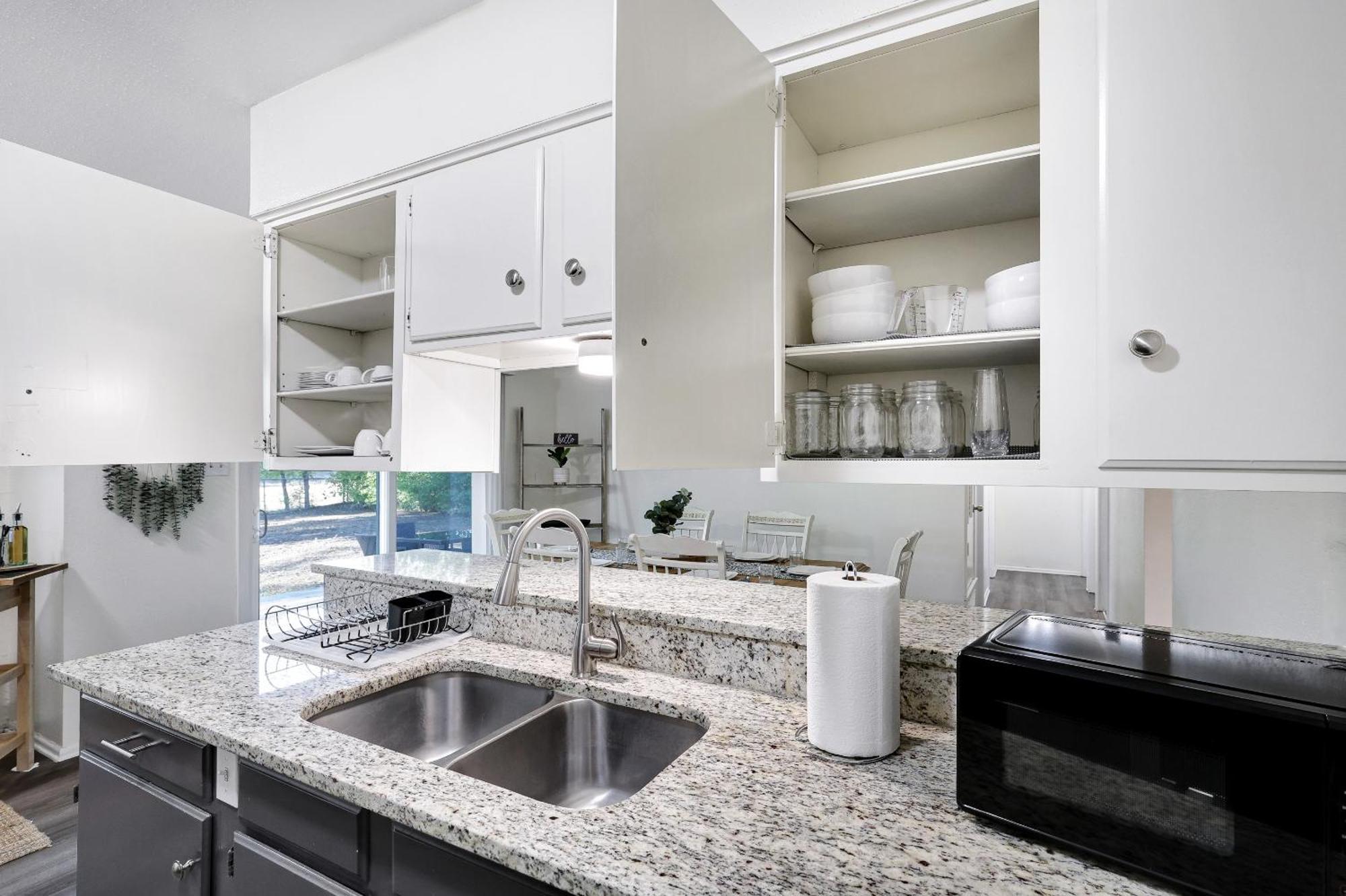 Nr River Walk Dt Airport Bbq Games Pets Holiday home San Antonio